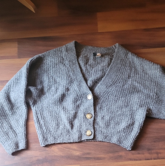Cropped extra soft cardigan - Picture 2 of 4
